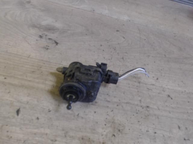 bontott RENAULT MASTER Fényszórómagasság Állító Motor Jobb