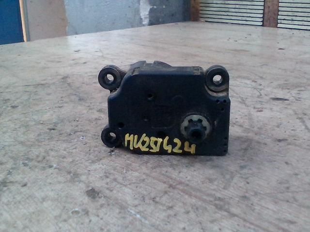 bontott RENAULT MASTER Fűtés Állító Motor