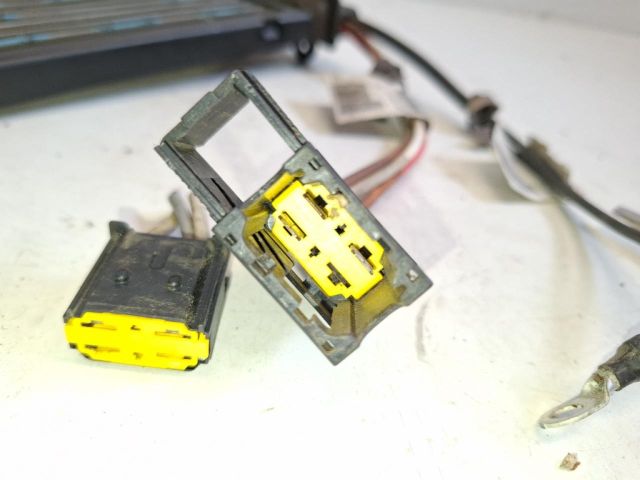 bontott RENAULT MASTER Fűtőradiátor (Elektromos)