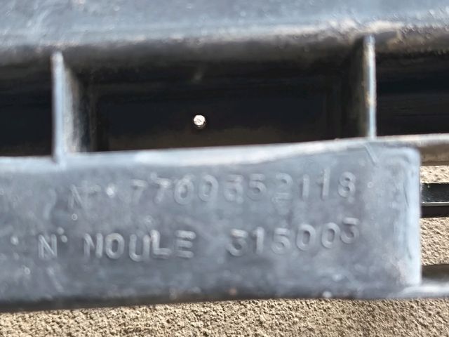 bontott RENAULT MASTER Hátsó Lökhárító Merevítő (Fém)