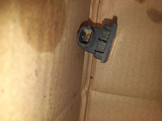 bontott RENAULT MASTER Hátsó Rendszámtábla Világítás