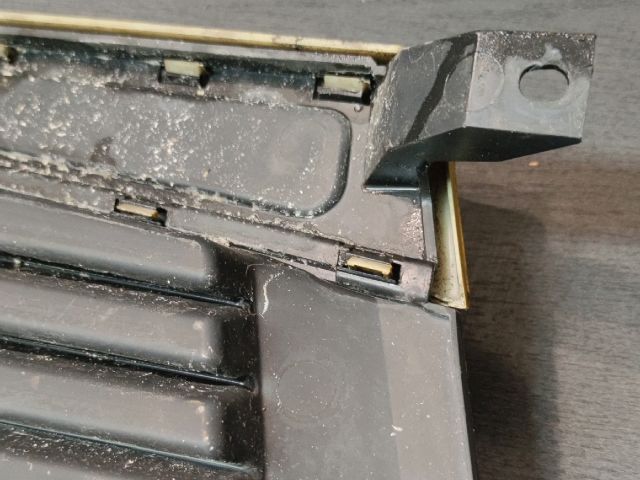 bontott RENAULT MASTER Hűtőrács