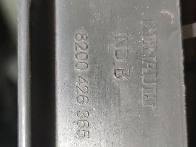 bontott RENAULT MASTER Hűtőrács