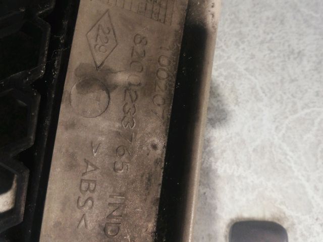 bontott RENAULT MASTER Hűtőrács