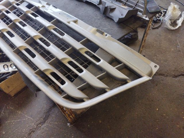 bontott RENAULT MASTER Hűtőrács