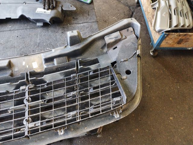 bontott RENAULT MASTER Hűtőrács