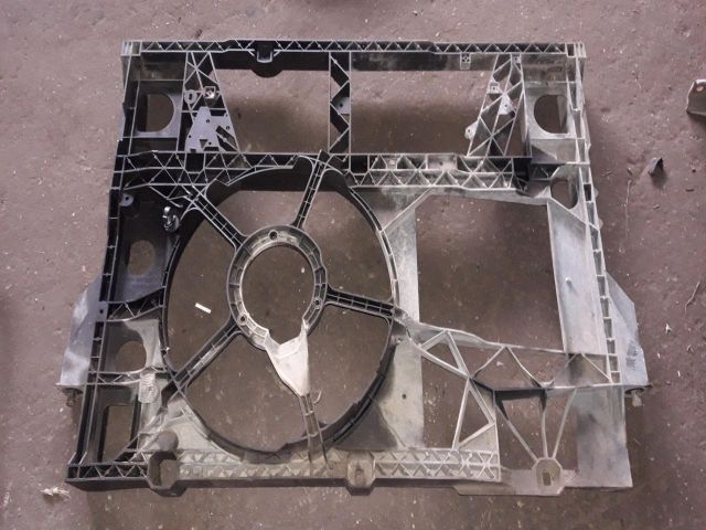 bontott RENAULT MASTER Hűtőventilátor Keret