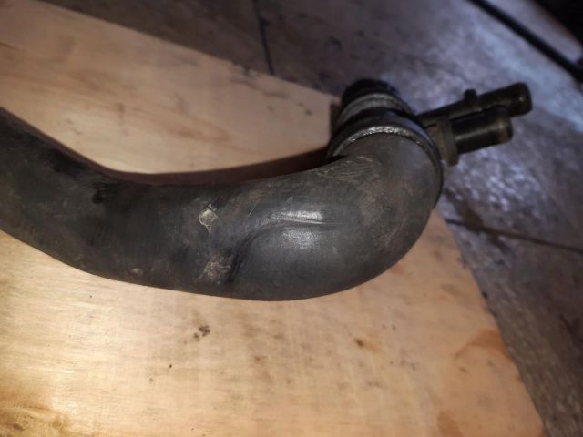 bontott RENAULT MASTER Hűtővíz Elosztó Cső