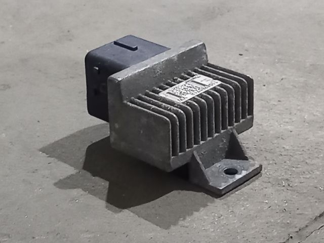 bontott RENAULT MASTER Izzító Relé