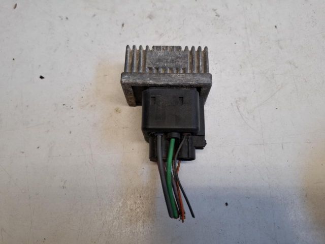 bontott RENAULT MASTER Izzító Relé