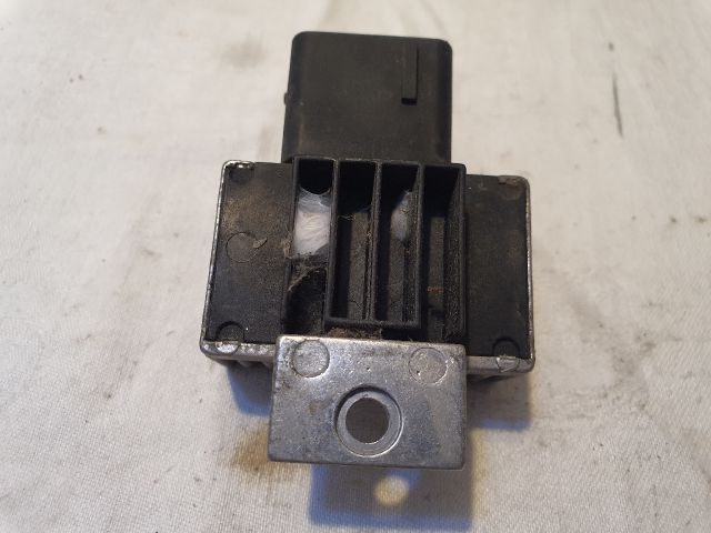 bontott RENAULT MASTER Izzító Relé