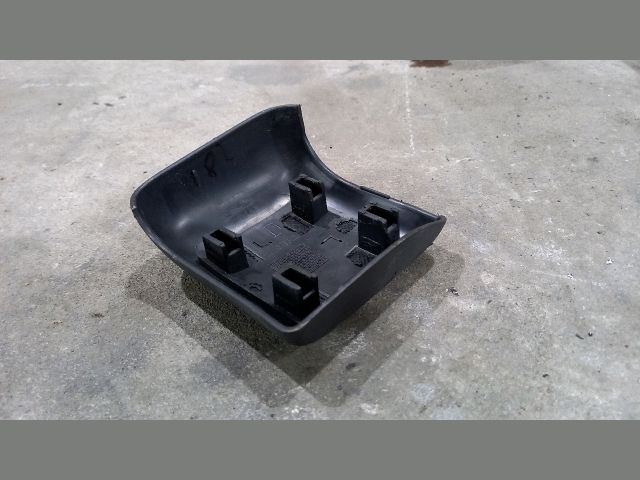 bontott RENAULT MASTER Jobb B Oszlop Díszléc