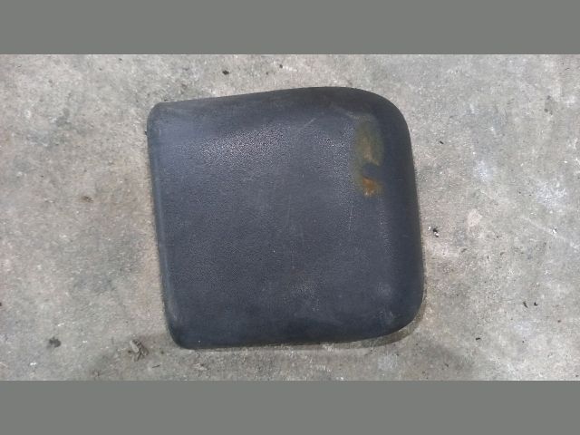 bontott RENAULT MASTER Jobb B Oszlop Díszléc