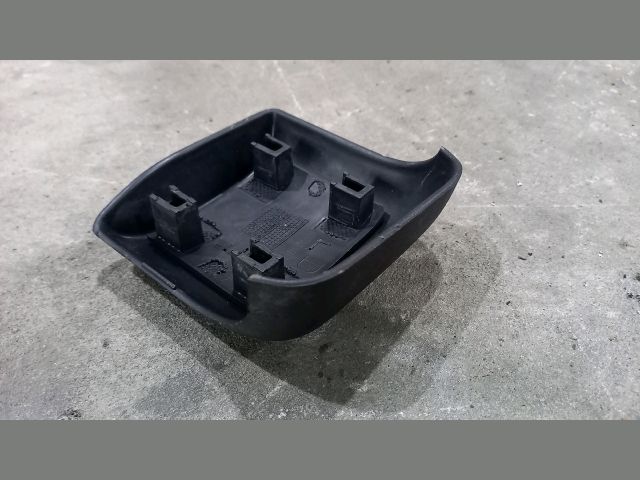 bontott RENAULT MASTER Jobb B Oszlop Díszléc