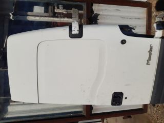 bontott RENAULT MASTER Jobb Csomagtérajtó (Üres lemez)