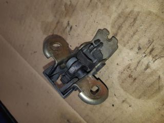 bontott RENAULT MASTER Jobb Csomagtérajtó Zárszerkezet