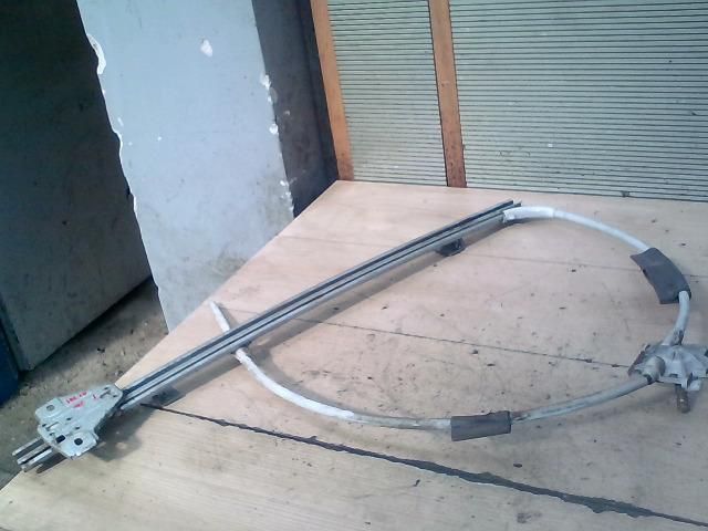 bontott RENAULT MASTER Jobb első Ablakemelő Szerkezet (Mechanikus)