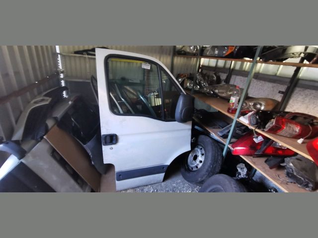 bontott RENAULT MASTER Jobb első Ajtó (Üres lemez)