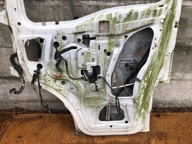 bontott RENAULT MASTER Jobb első Ajtó (Üres lemez)