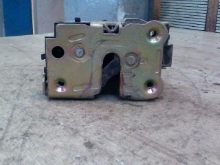 bontott RENAULT MASTER Jobb első Ajtózár