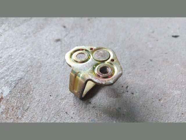 bontott RENAULT MASTER Jobb első Ajtózár