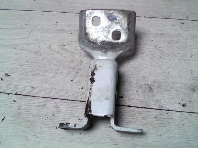 bontott RENAULT MASTER Jobb első Felső Zsanér