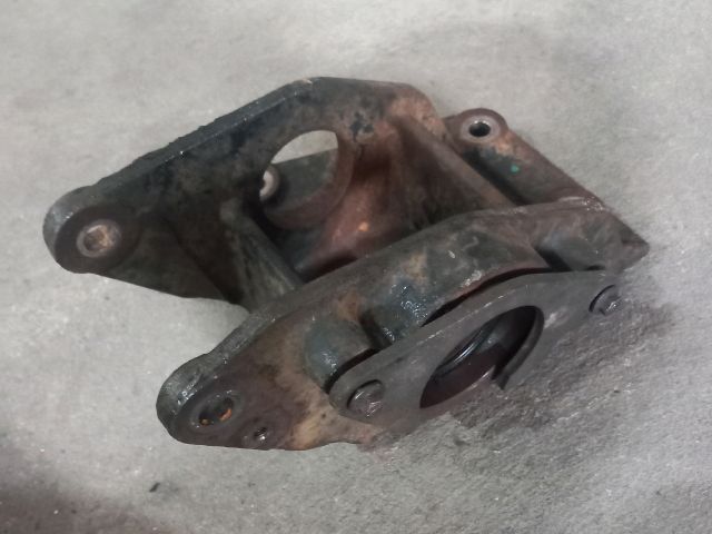 bontott RENAULT MASTER Jobb első Féltengely Tartó