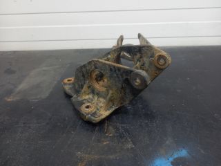 bontott RENAULT MASTER Jobb első Féltengely Tartó