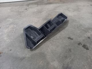 bontott RENAULT MASTER Jobb első Oldal Lökhárító Tartó (Műanyag)