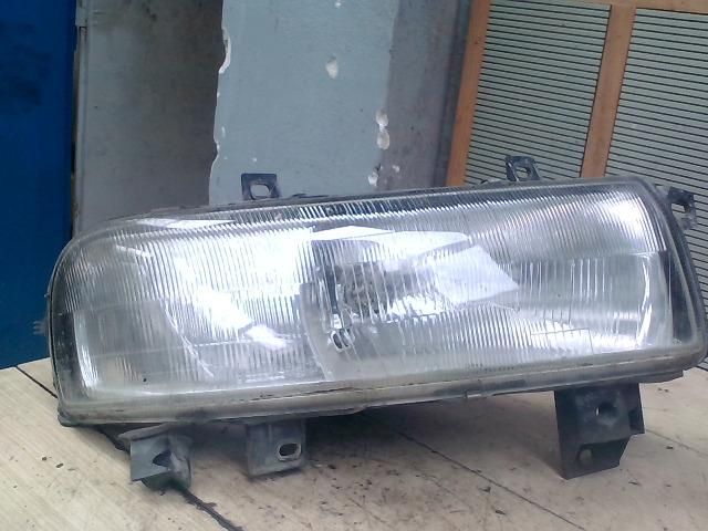 bontott RENAULT MASTER Jobb Fényszóró