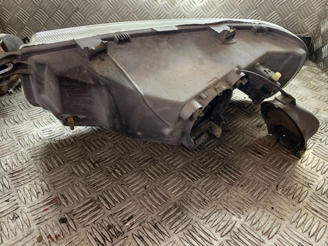 bontott RENAULT MASTER Jobb Fényszóró