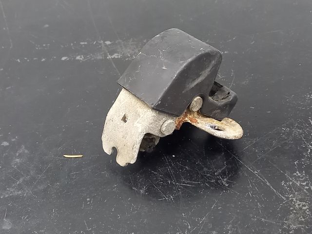 bontott RENAULT MASTER Jobb hátsó Ajtózár