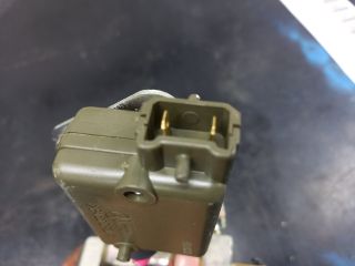 bontott RENAULT MASTER Jobb hátsó Ajtózár