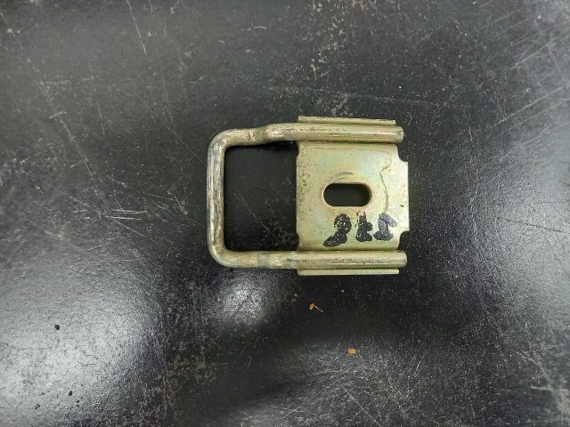 bontott RENAULT MASTER Jobb hátsó Ajtózár