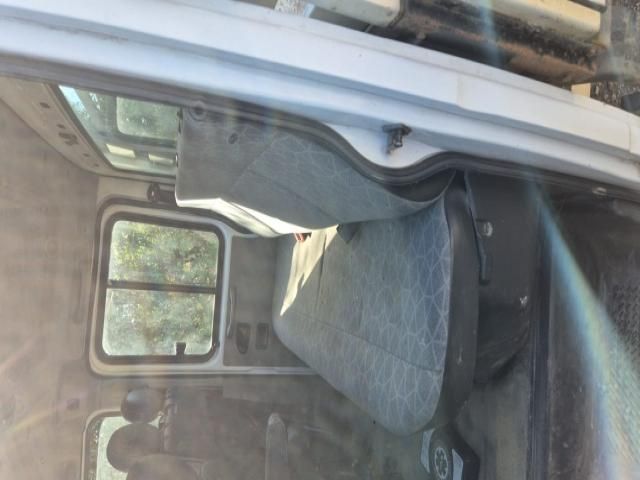 bontott RENAULT MASTER Jobb hátsó Gumikéder