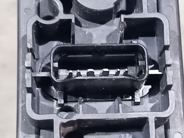 bontott RENAULT MASTER Jobb Hátsó Lámpa Foglalat