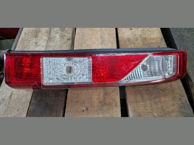 bontott RENAULT MASTER Jobb Hátsó Lámpa