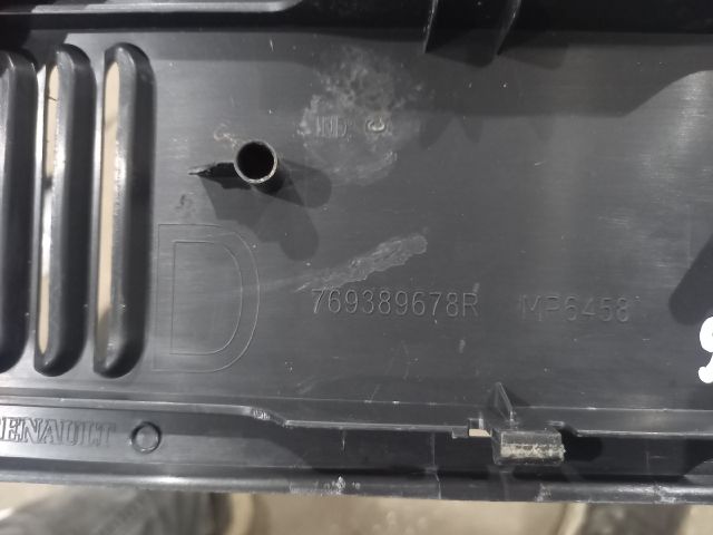 bontott RENAULT MASTER Jobb Hátsó Lámpa