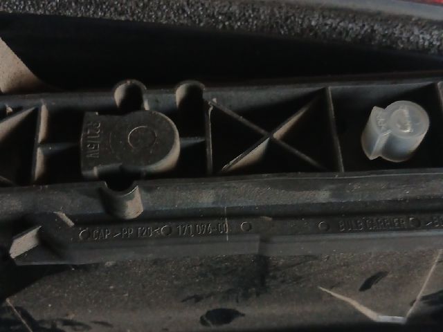 bontott RENAULT MASTER Jobb Hátsó Lámpa