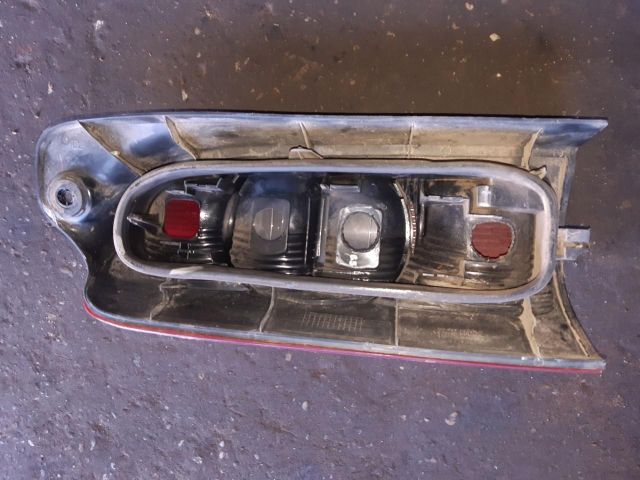 bontott RENAULT MASTER Jobb hátsó Lámpabúra