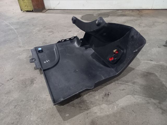 bontott RENAULT MASTER Jobb hátsó Lökhárító Sarok (Műanyag)