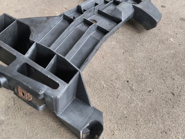 bontott RENAULT MASTER Jobb hátsó Lökhárító Tartó (Műanyag)