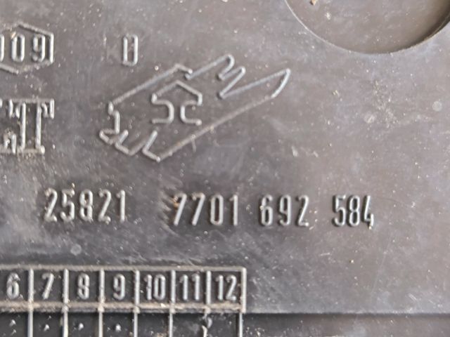 bontott RENAULT MASTER Jobb hátsó Sárvédő Díszléc