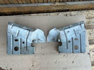 bontott RENAULT MASTER Jobb Sárvédő Oldaltartó