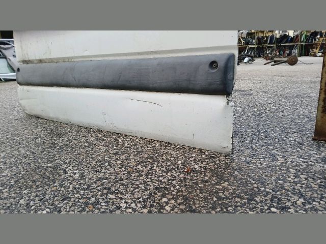 bontott RENAULT MASTER Jobb Tolóajtó (Részeivel)