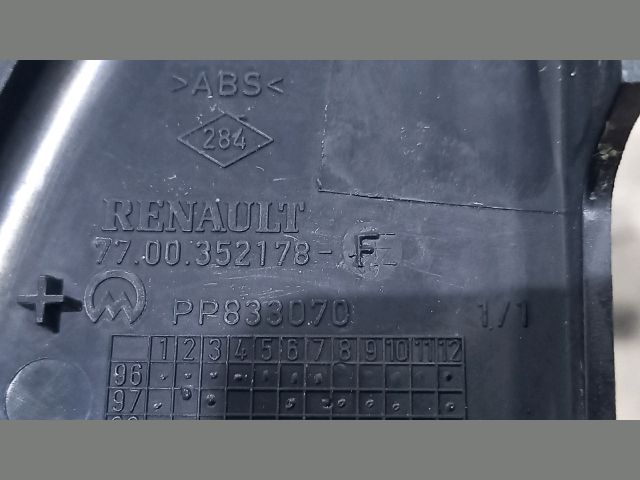 bontott RENAULT MASTER Jobb Visszapillantó Tükör Előtti Burkolat