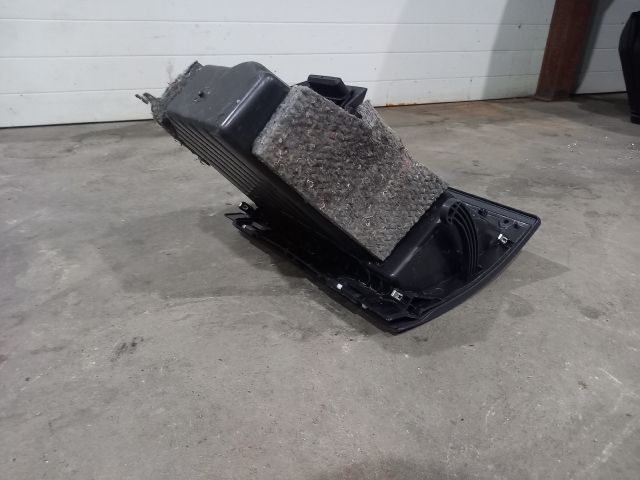 bontott RENAULT MASTER Kesztyűtartó Ajtó