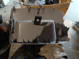 bontott RENAULT MASTER Kesztyűtartó