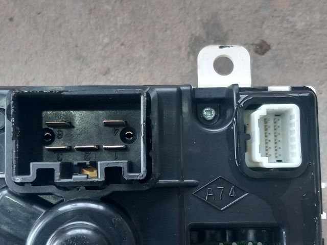 bontott RENAULT MASTER Klíma Kapcsoló