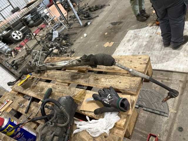 bontott RENAULT MASTER Kormánymű Nem szervós